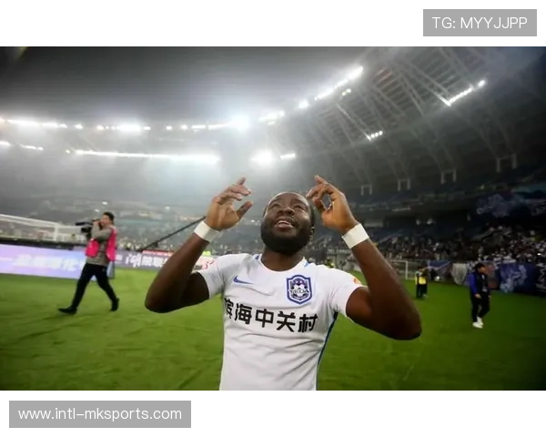 切尔西拒绝水晶宫租借阿奇姆蓬